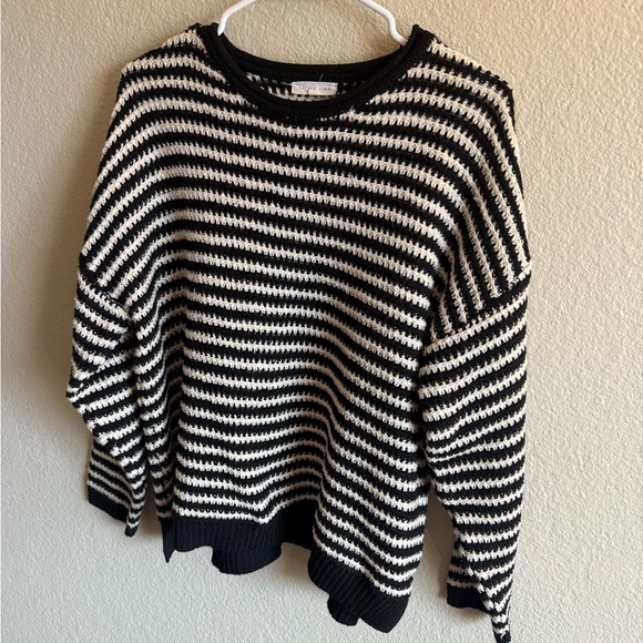 Anthropologie Little Lies Crewneck Black&White Striped Cozy Knit Sweater Basic - Picture 4 of 9